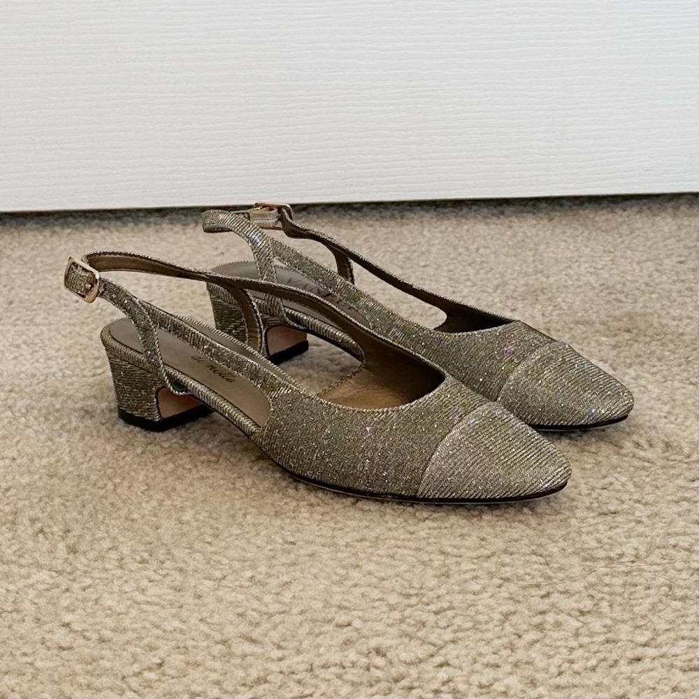 Vaneli Di Notte Metallic Slingback Kitten Heal Shoes Size 4